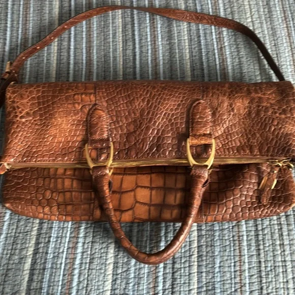 Brown leather Crocodile Pattern GILI Bag - Picture 3 of 8